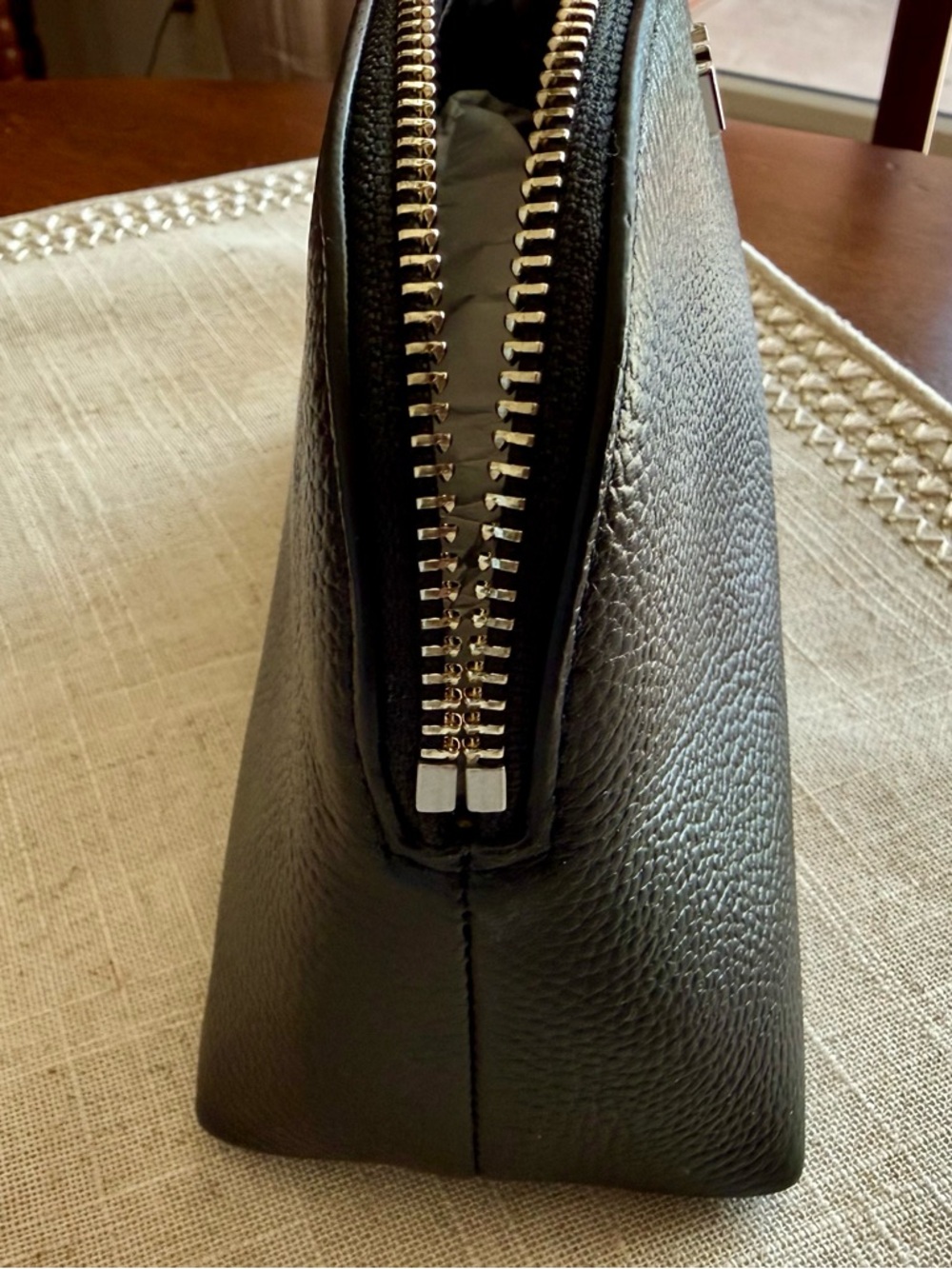 NEW Michael Kors Zippered Leather Pouch in Black with Silver Zipper - Picture 13 of 15